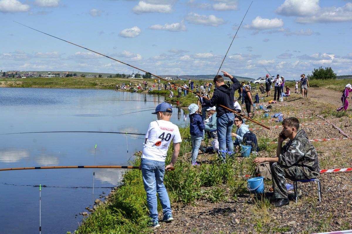 Соревнование рыбаков