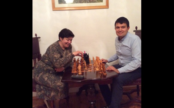 2014 год. Шахматный поединок с сыном Игорем.