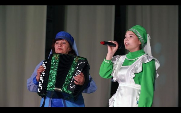 Как выяснилось, в Усть-Ордынском округе много прекрасных соловушек. Исполнение ими народных песен очаровало всех зрителей.  