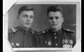 Павел Бранчуков (слева) с сослуживцем после Парада Победы. Москва 1945 г