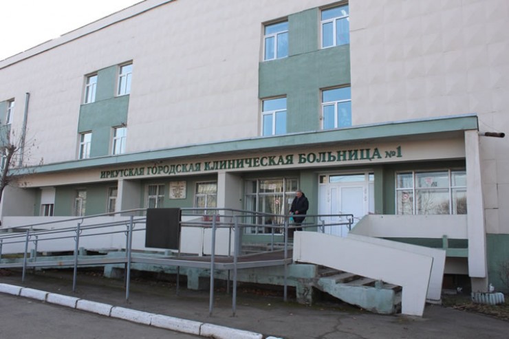 На утро четверга, 7 мая, у 36 человек — пациентов и персонала больницы на остановке «Волжская» в Иркутске — подтвержден диагноз «коронавирус». Обследования в медучреждении продолжаются