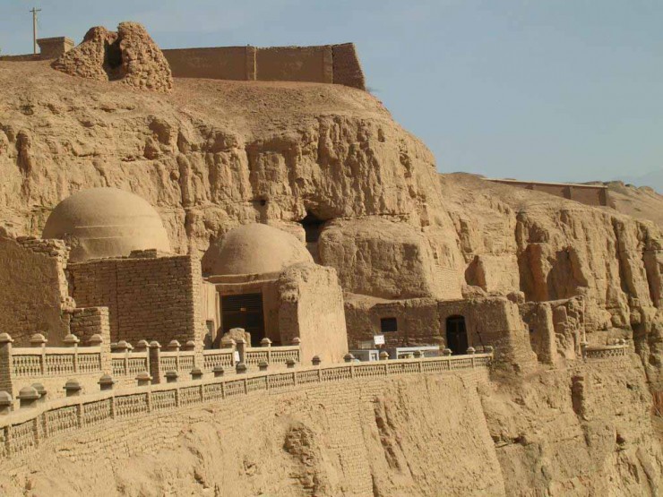 Руины города Гаочан, построенного в I веке до н. э., — одна из первых цивилизаций на территории современного Синьцзян-Уйгурского автономного района.