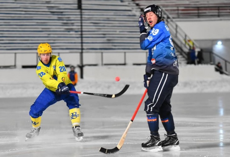 В минувший вторник, 18 декабря, на ледовом поле «Труда» в Иркутске выиграла последний домашний матч уходящего года «Байкал-Энергия» (Иркутск) в игре с «Волгой» (Ульяновск) — 6:2