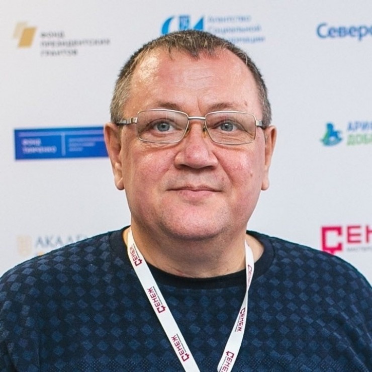 Евгений Иванов: «Ключевым элементом проекта является противопоставление реального опыта осужденных подростков так называемой блатной романтике, которая популяризуется в среде несовершеннолетних». Евгений Иванов: «Ключевым элементом проекта является противопоставление реального опыта осужденных подростков так называемой блатной романтике, которая популяризуется в среде несовершеннолетних».