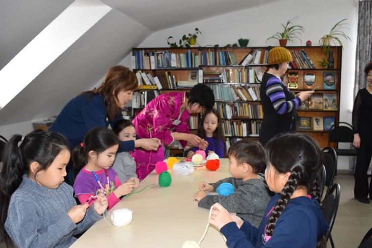 В течение года сотрудники национальной библиотеки провели более 20 увлекательных занятий с детьми