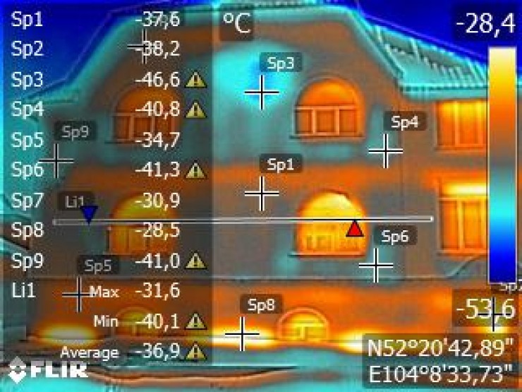 А так выглядит съемка жилого дома тепловизором. На основании полученных данных можно планировать работы, которые позволят подготовить ваш дом к следующей зиме наиболее оптимально