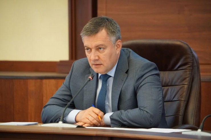 На лесопожаротушение, по указанию исполняющего обязанности губернатора Иркутской области Игоря Кобзева, из регионального бюджета было выделено дополнительно 100 млн рублей