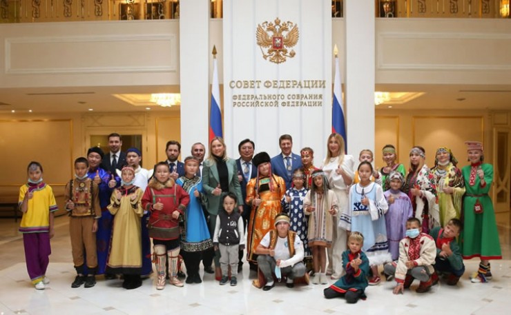 Егор Бабушкин и Екатерина Бидаева приняли участие  в Международном проекте «Таланты Арктики. Дети»