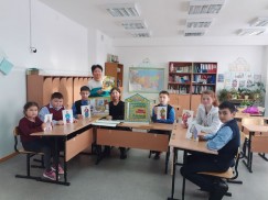 Как рассказала учитель английского языка Татьяна Васильева, главная задача заключается в том, чтобы дети принимали участие в различных конкурсах татарской направленности.